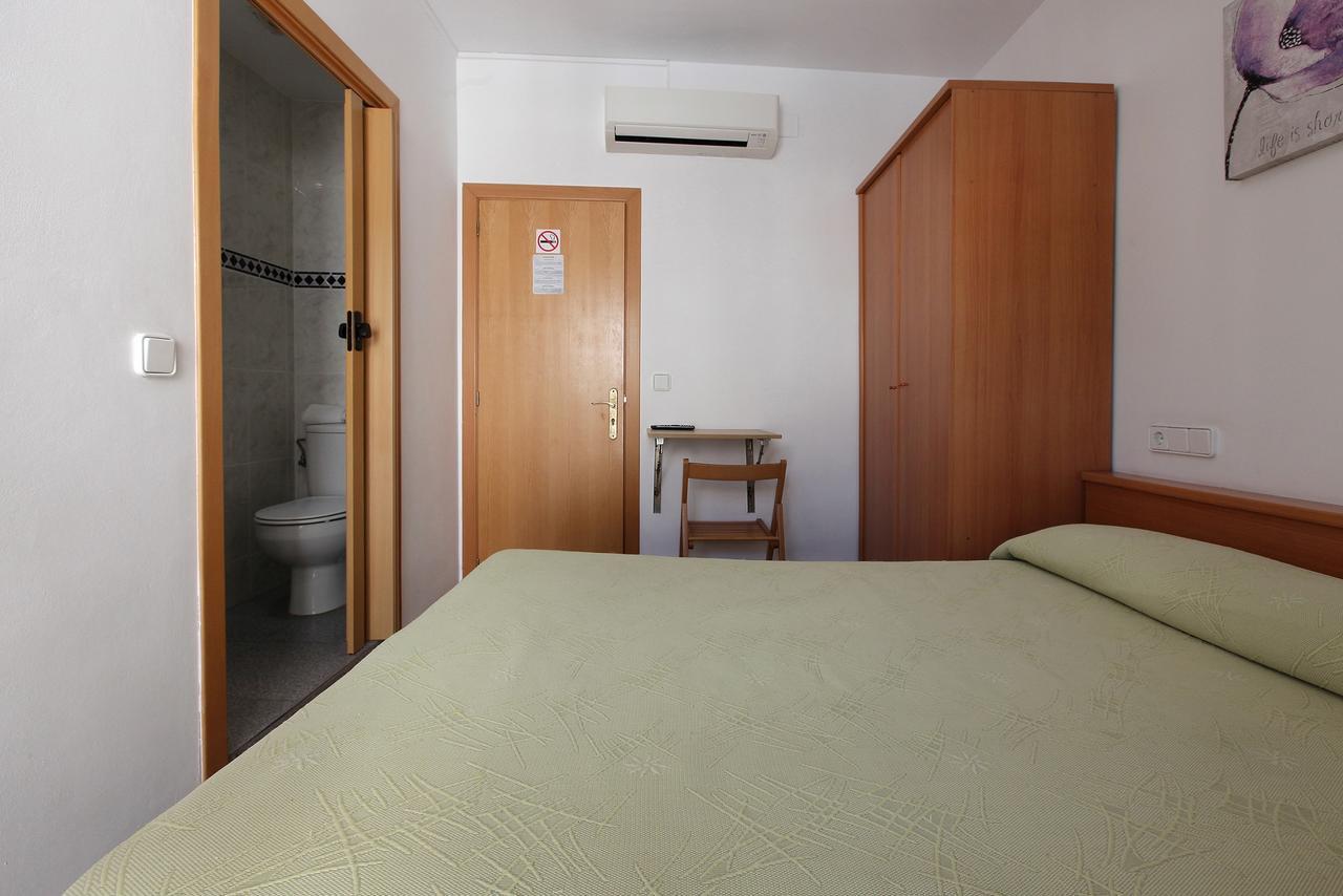 Hostal L'Alba 또사데마르 외부 사진