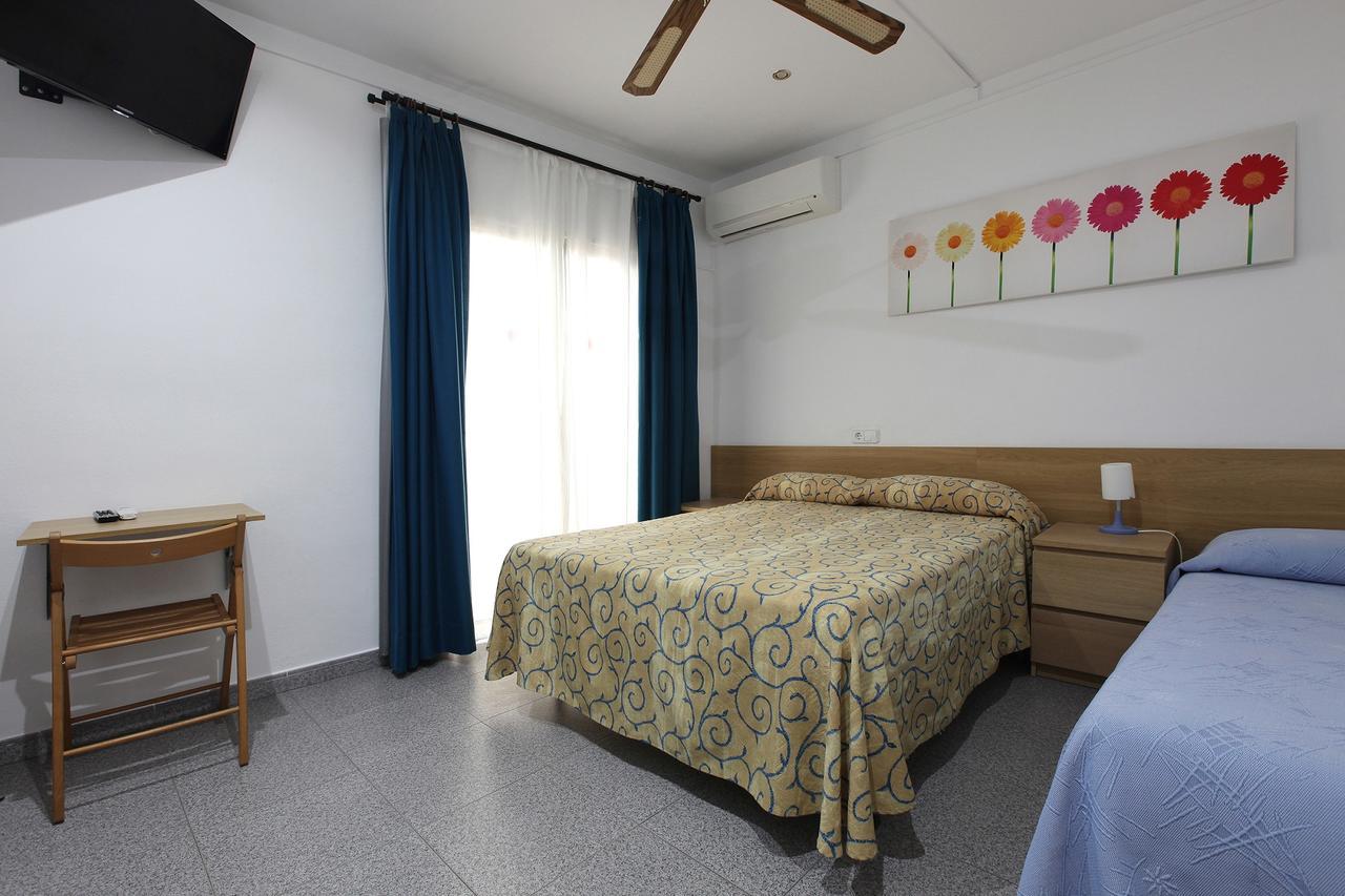 Hostal L'Alba 또사데마르 외부 사진