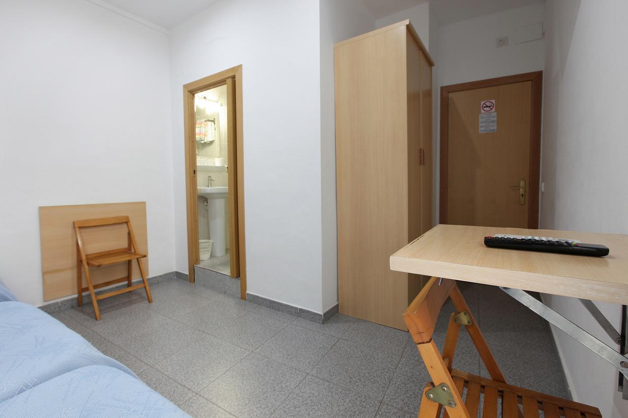 Hostal L'Alba 또사데마르 외부 사진