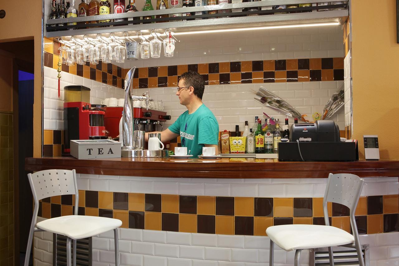 Hostal L'Alba 또사데마르 외부 사진